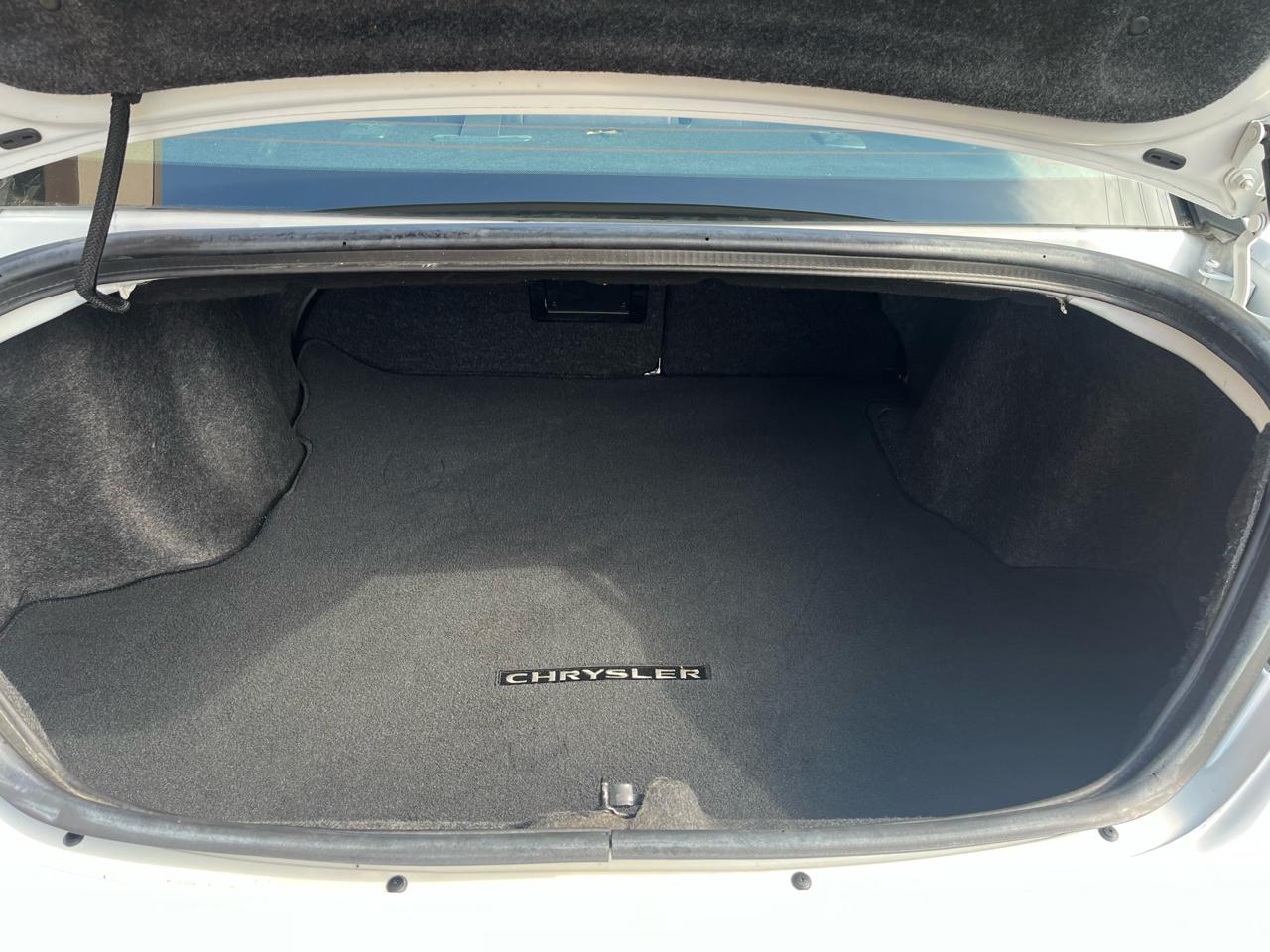 Chrysler 200 Touring 2013