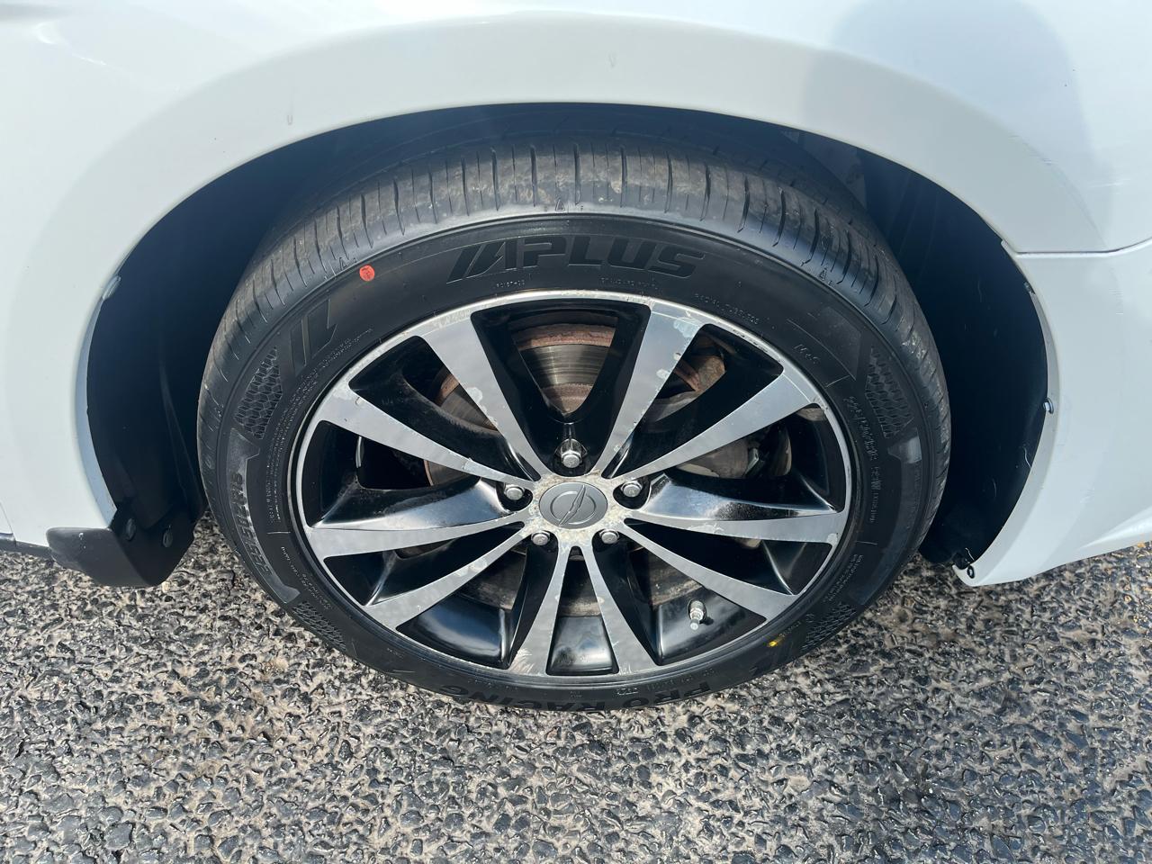 Chrysler 200 Touring 2013