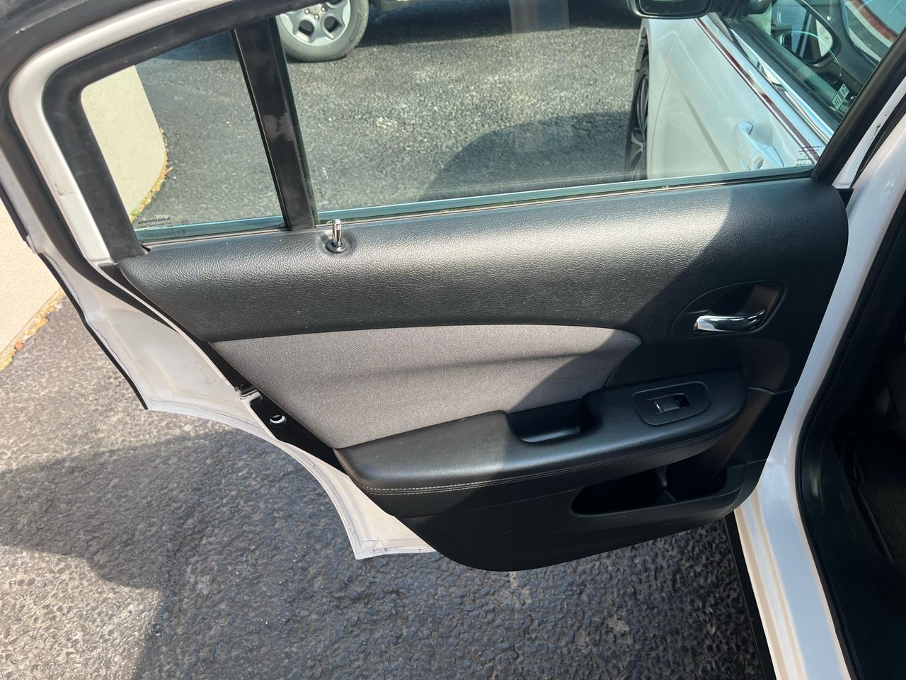 Chrysler 200 Touring 2013