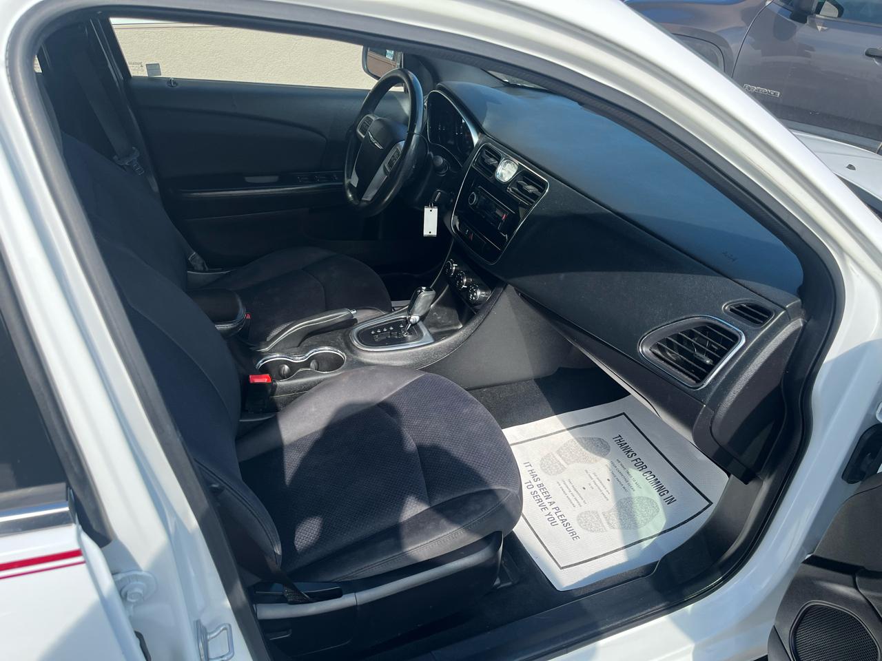 Chrysler 200 Touring 2013