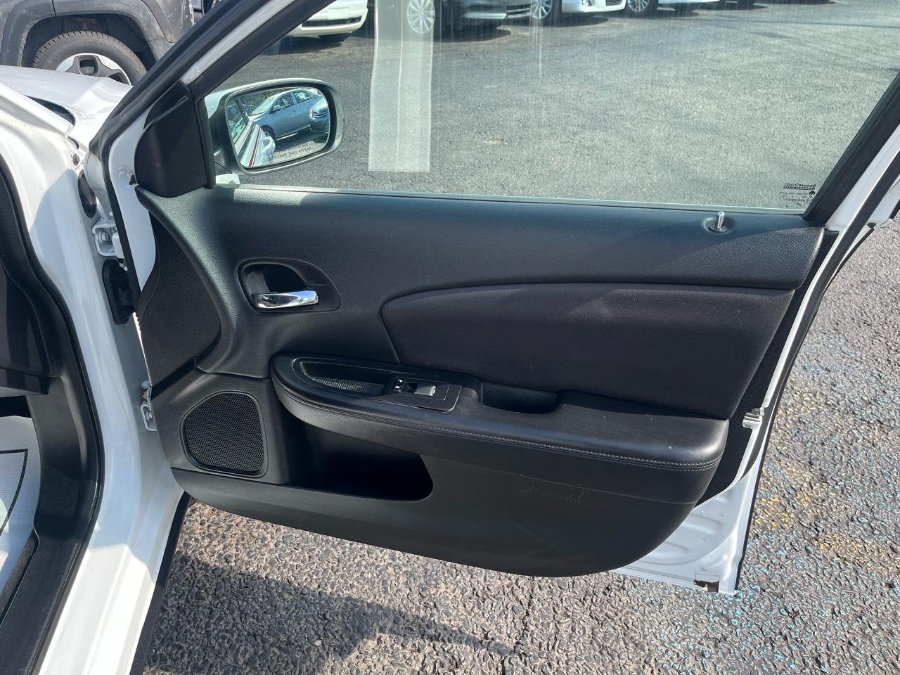 Chrysler 200 Touring 2013