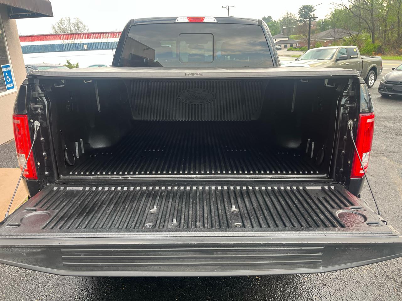 Ford F-150 FX4 SuperCrew 4WD 2016