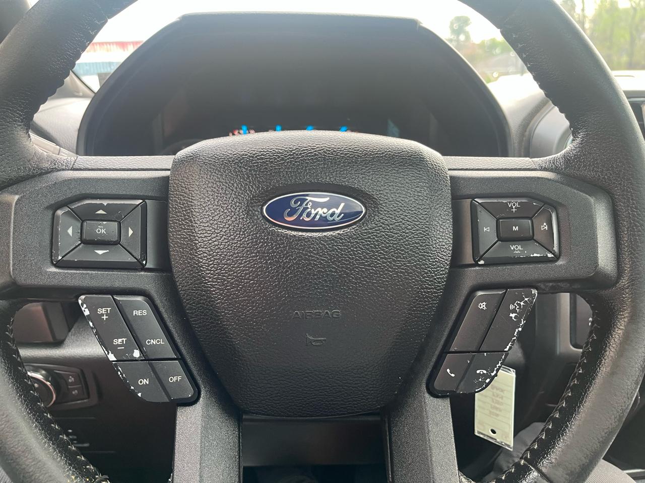 Ford F-150 FX4 SuperCrew 4WD 2016