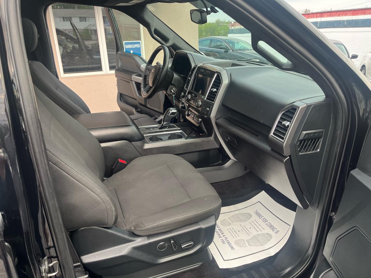 Ford F-150 FX4 SuperCrew 4WD 2016