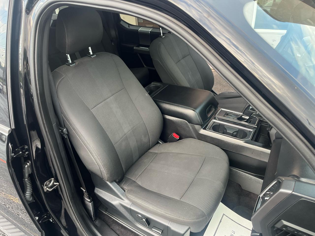 Ford F-150 FX4 SuperCrew 4WD 2016