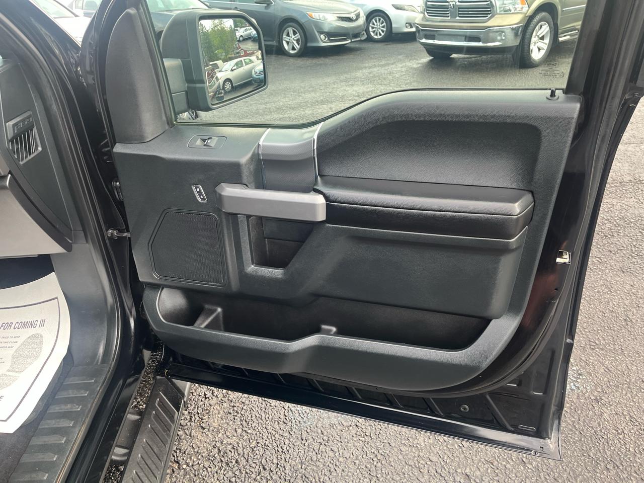 Ford F-150 FX4 SuperCrew 4WD 2016