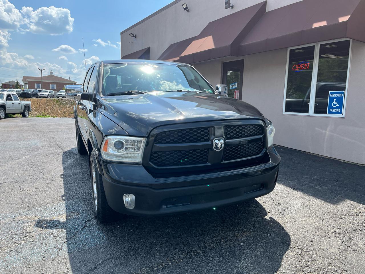RAM 1500 Laramie Crew Cab SWB 4WD 2016