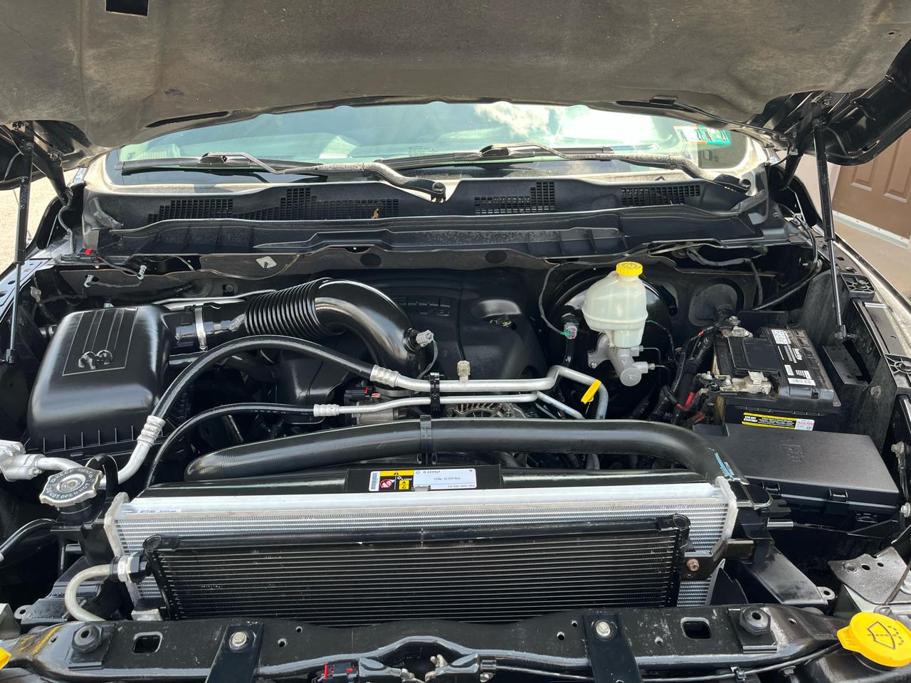 RAM 1500 Laramie Crew Cab SWB 4WD 2016