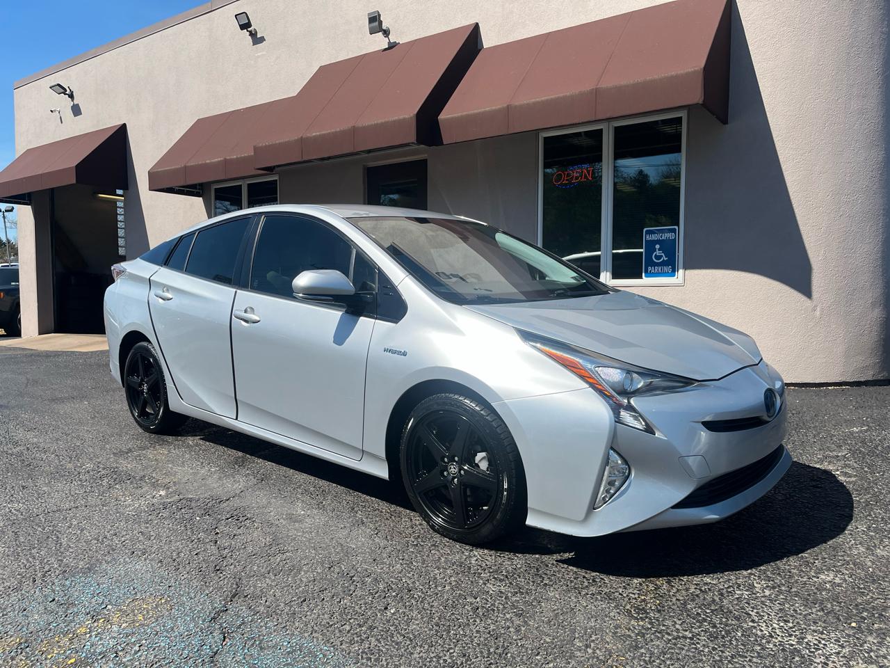 Toyota Prius  2017