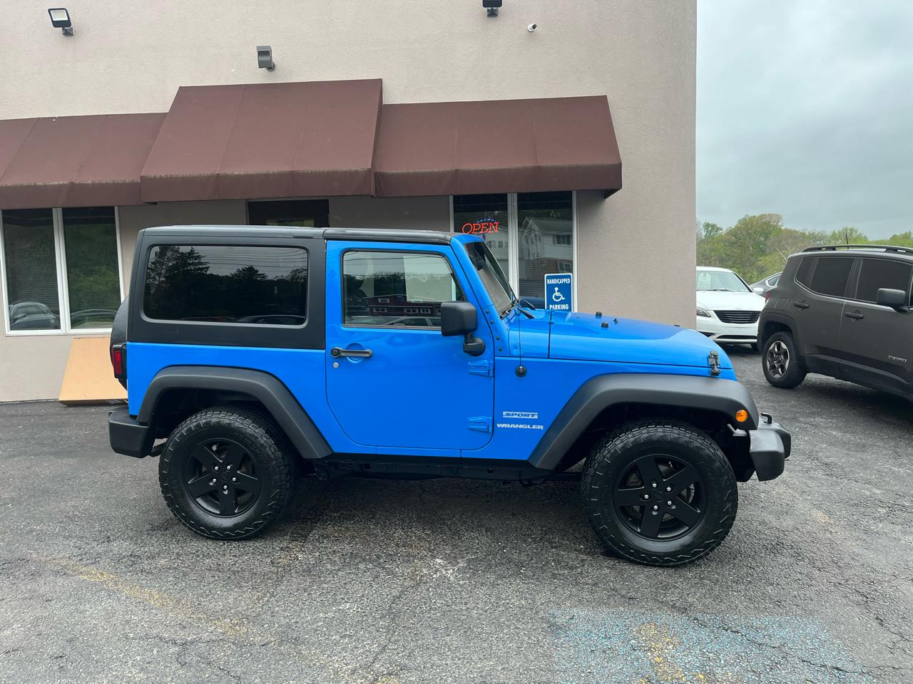 Jeep Wrangler Sport 4WD 2012