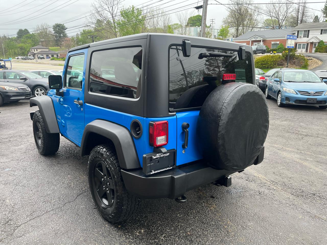 Jeep Wrangler Sport 4WD 2012