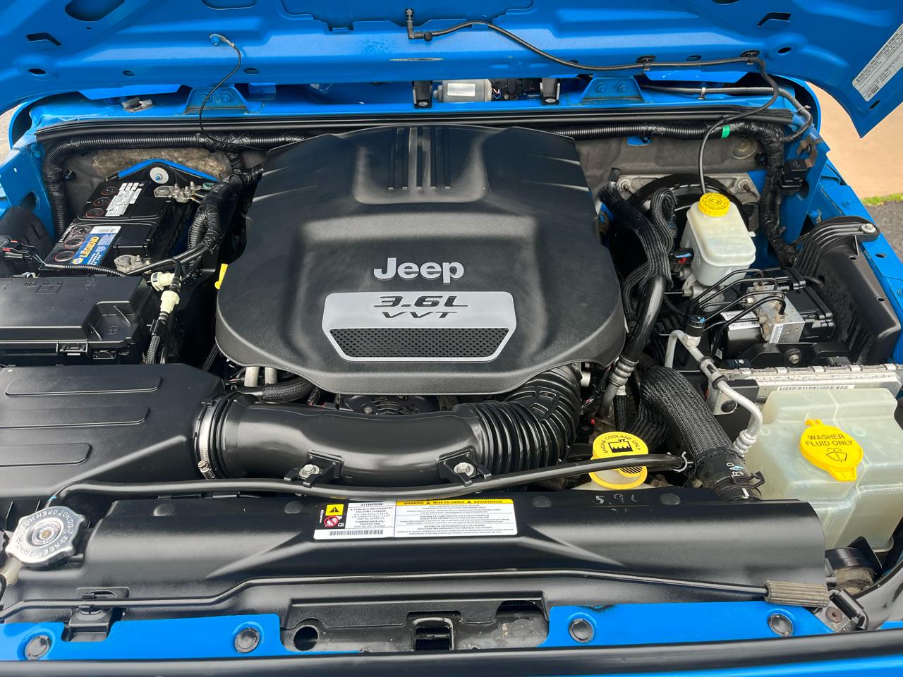 Jeep Wrangler Sport 4WD 2012