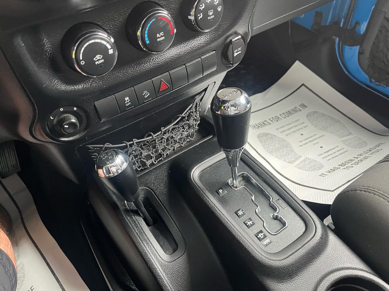 Jeep Wrangler Sport 4WD 2012