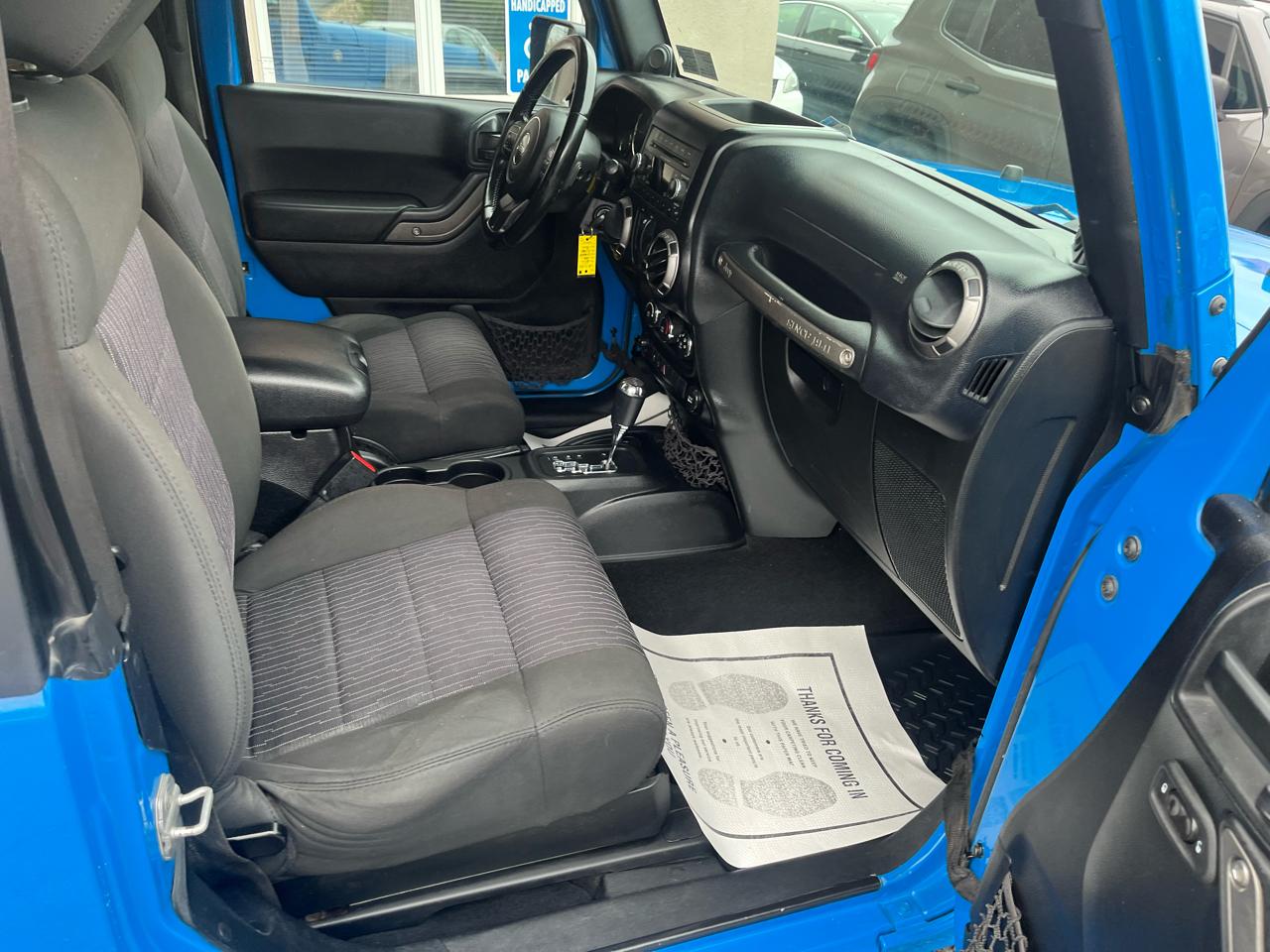 Jeep Wrangler Sport 4WD 2012