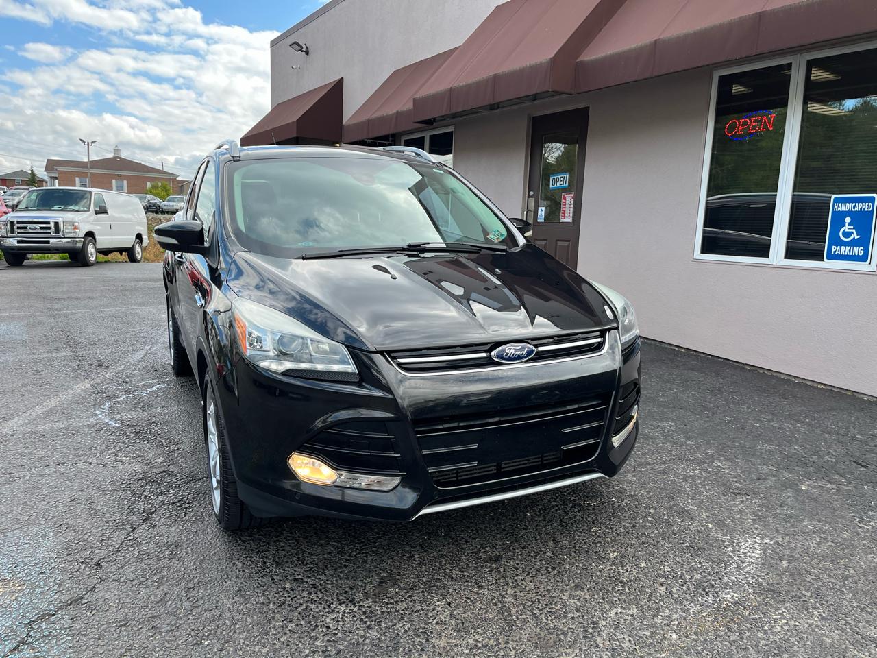 Ford Escape Titanium 4WD 2015