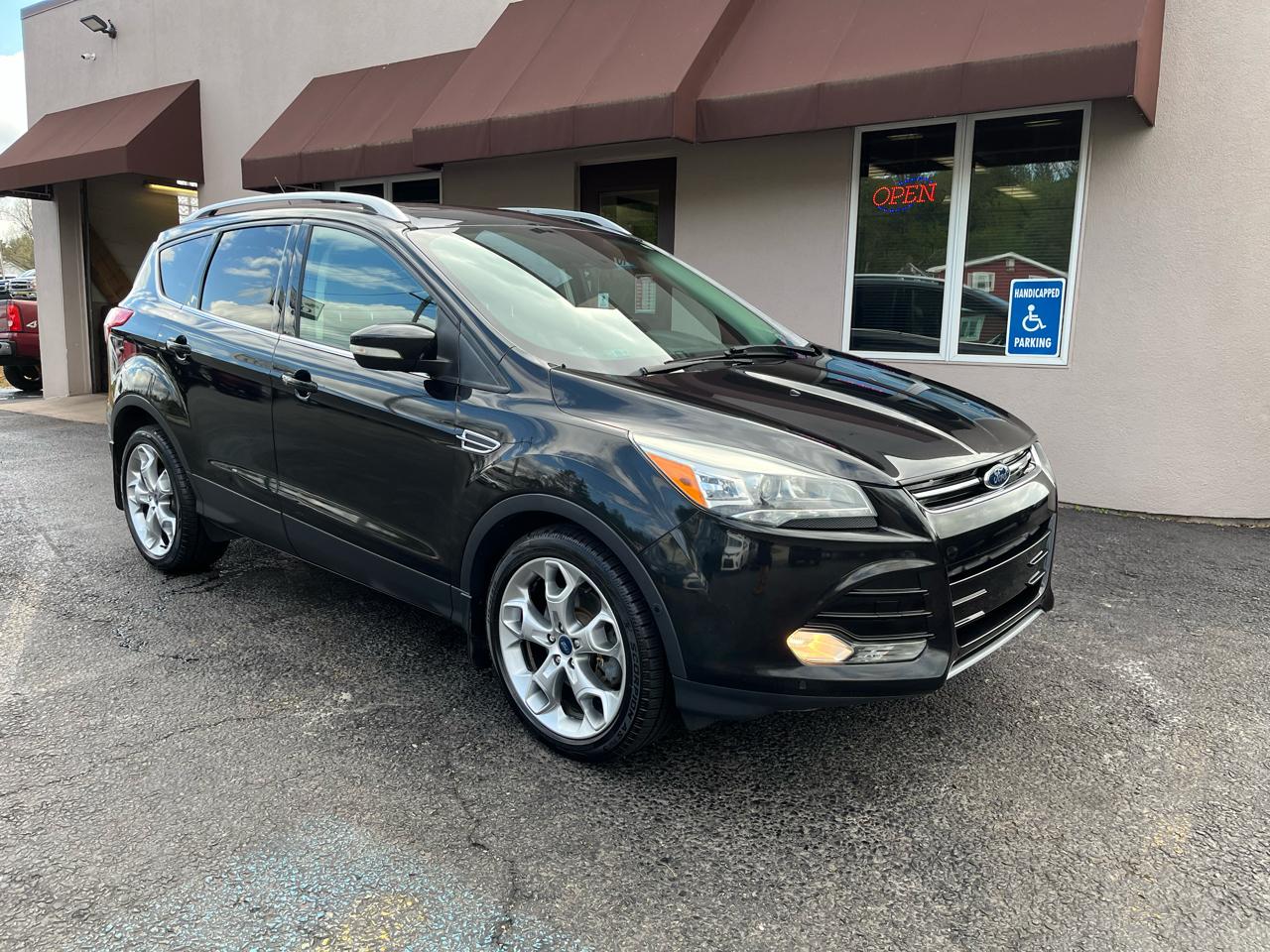 Ford Escape Titanium 4WD 2015