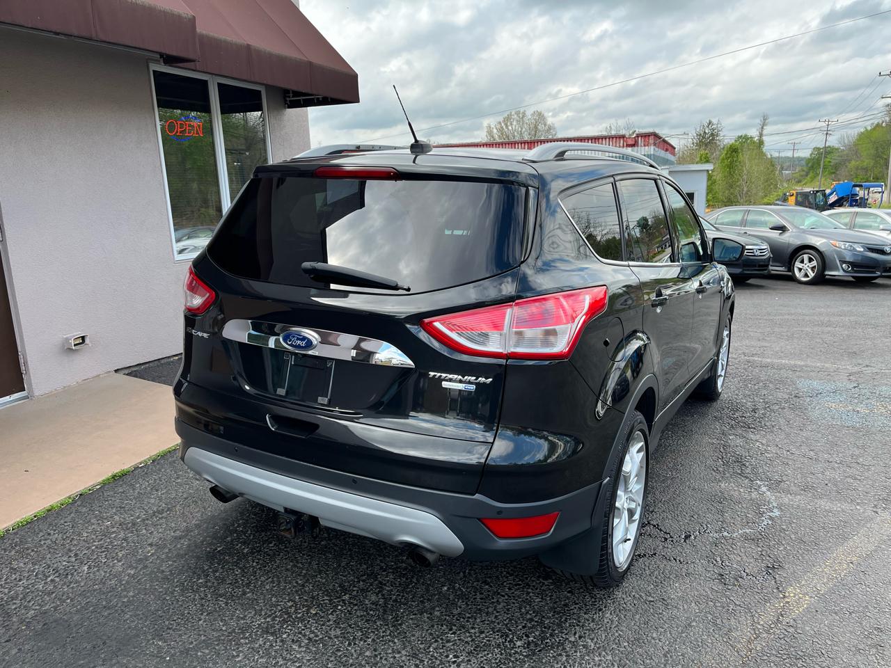 Ford Escape Titanium 4WD 2015