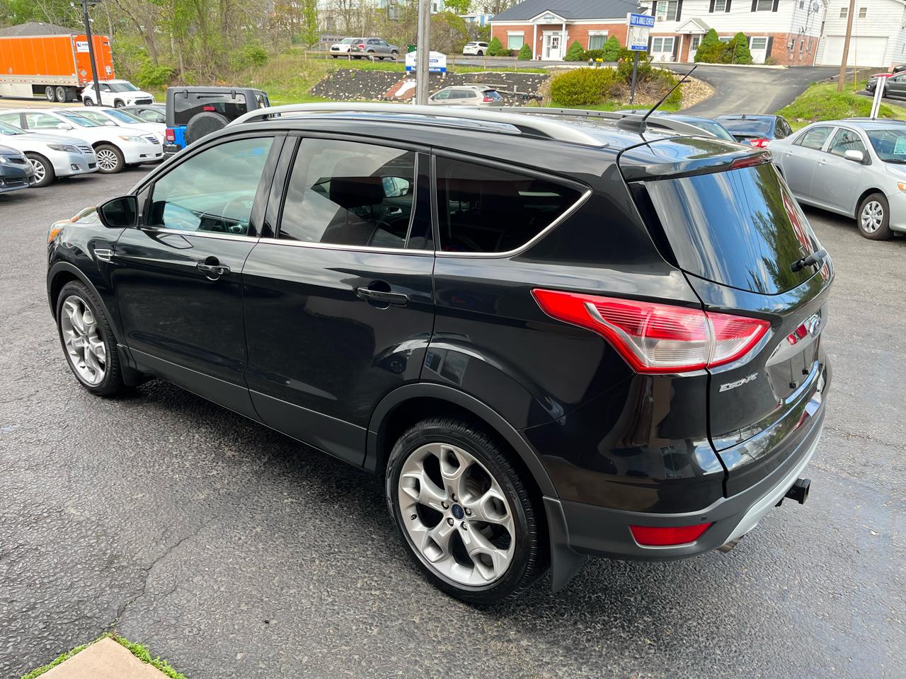 Ford Escape Titanium 4WD 2015