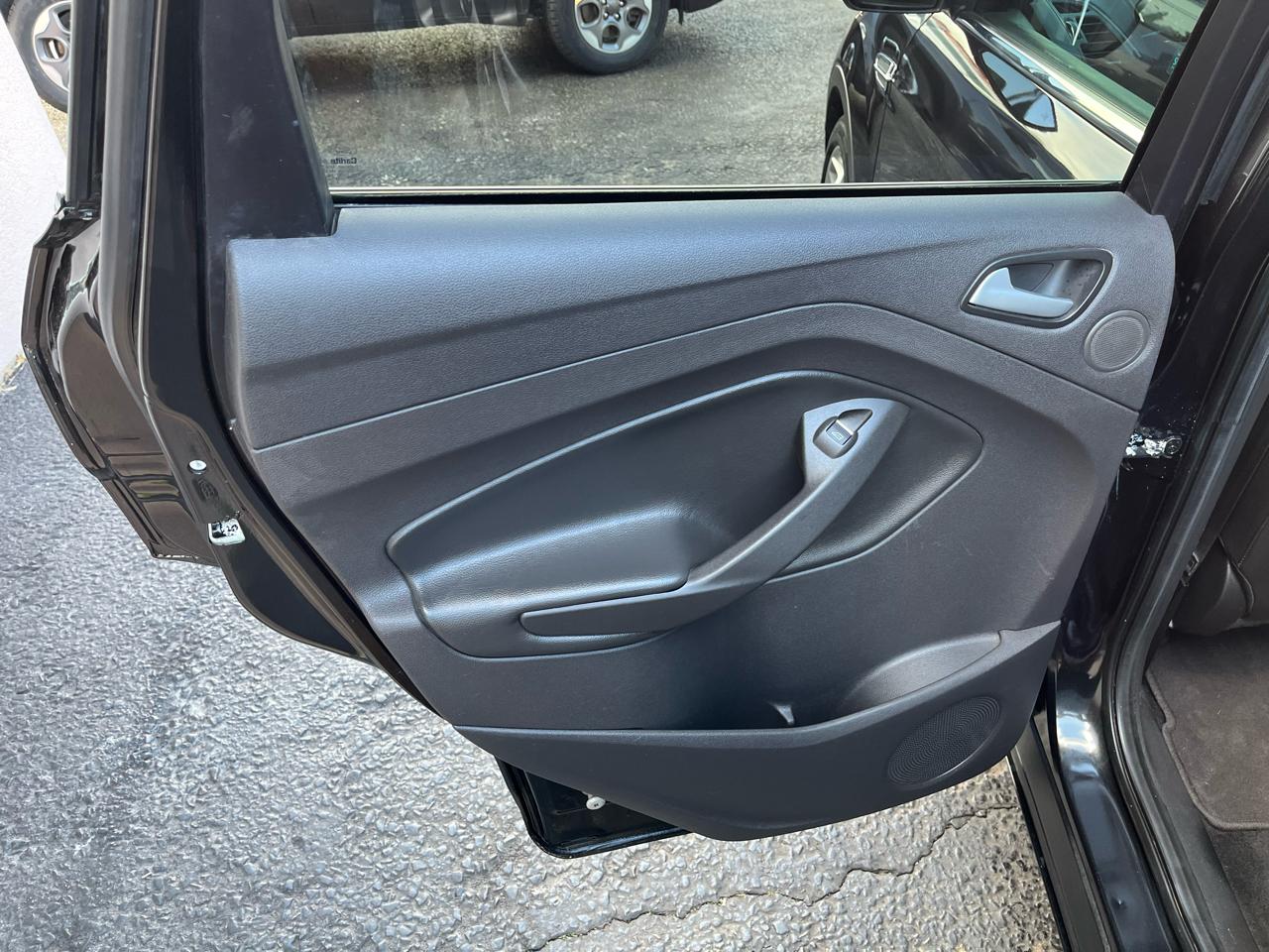 Ford Escape Titanium 4WD 2015