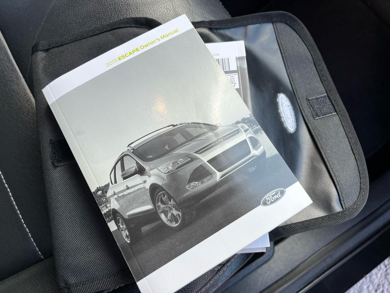 Ford Escape Titanium 4WD 2015