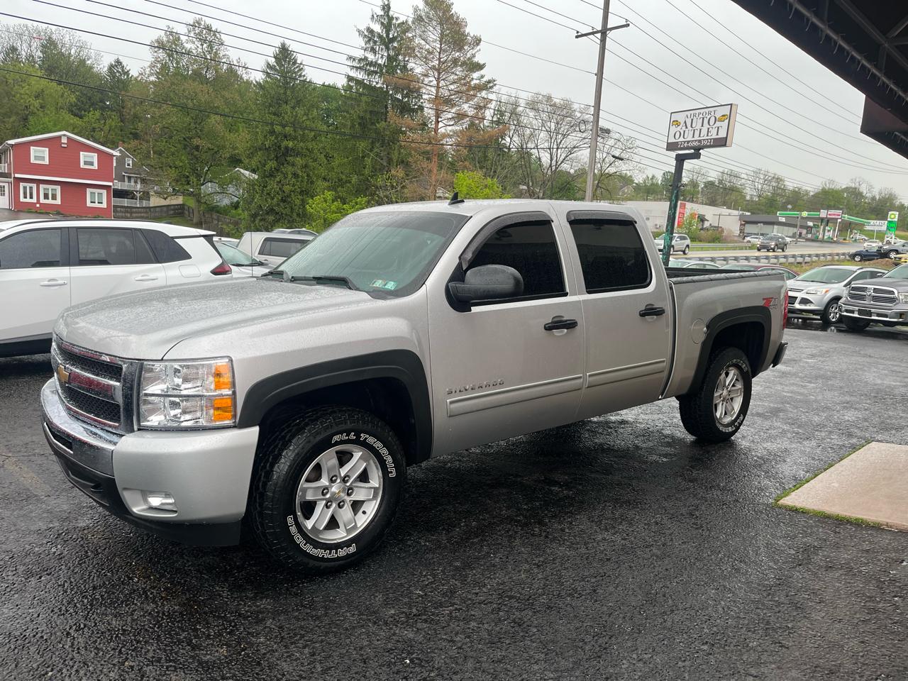 Chevrolet Silverado 1500 LT1 Crew Cab 4WD 2010