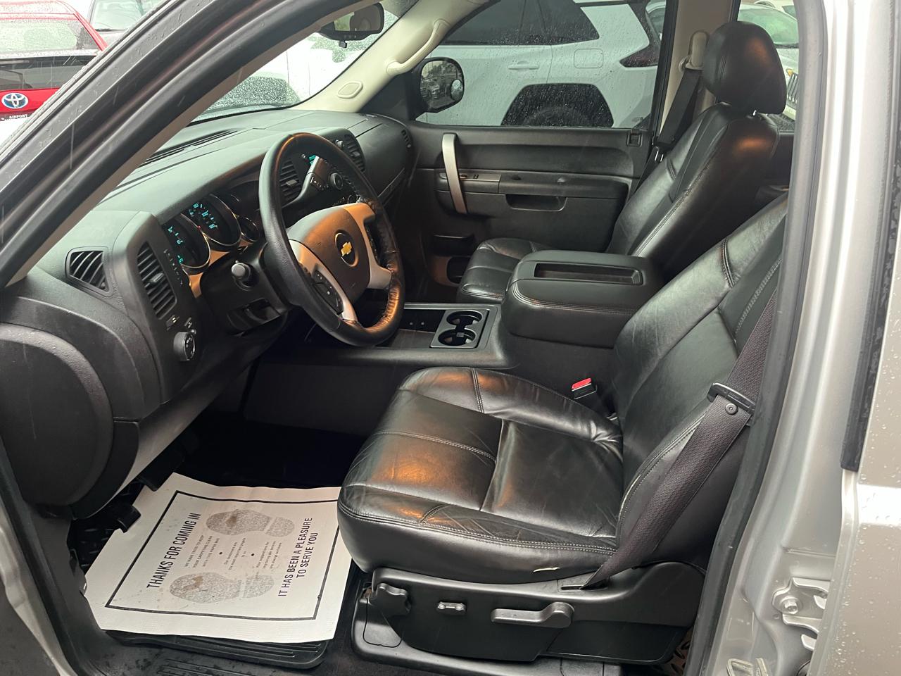 Chevrolet Silverado 1500 LT1 Crew Cab 4WD 2010