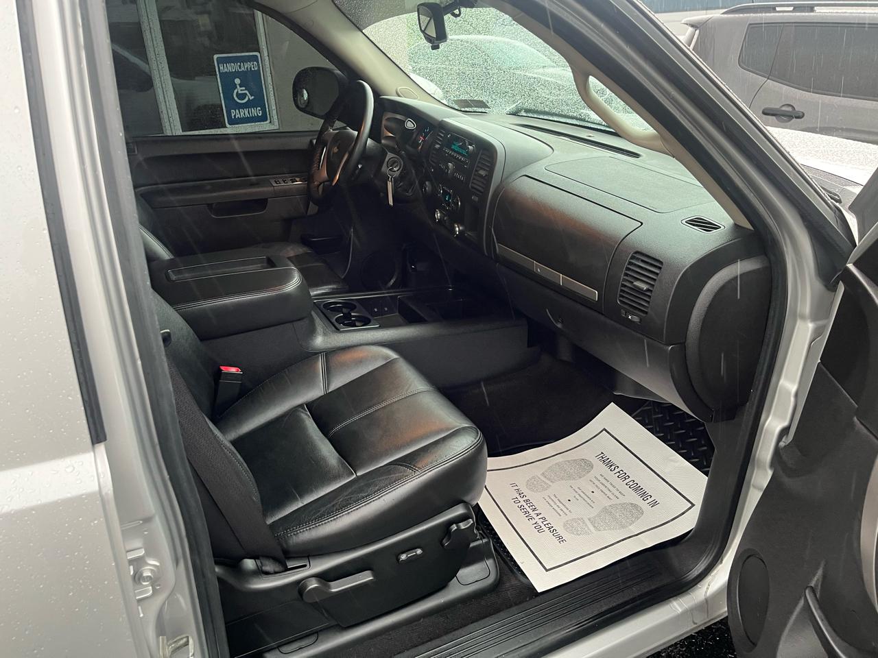 Chevrolet Silverado 1500 LT1 Crew Cab 4WD 2010