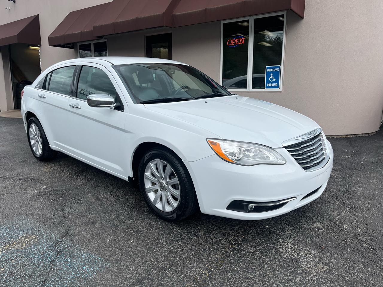 Chrysler 200 Limited 2013
