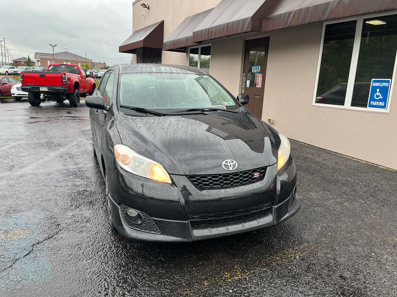 Toyota Matrix S AWD 4-Speed AT 2010
