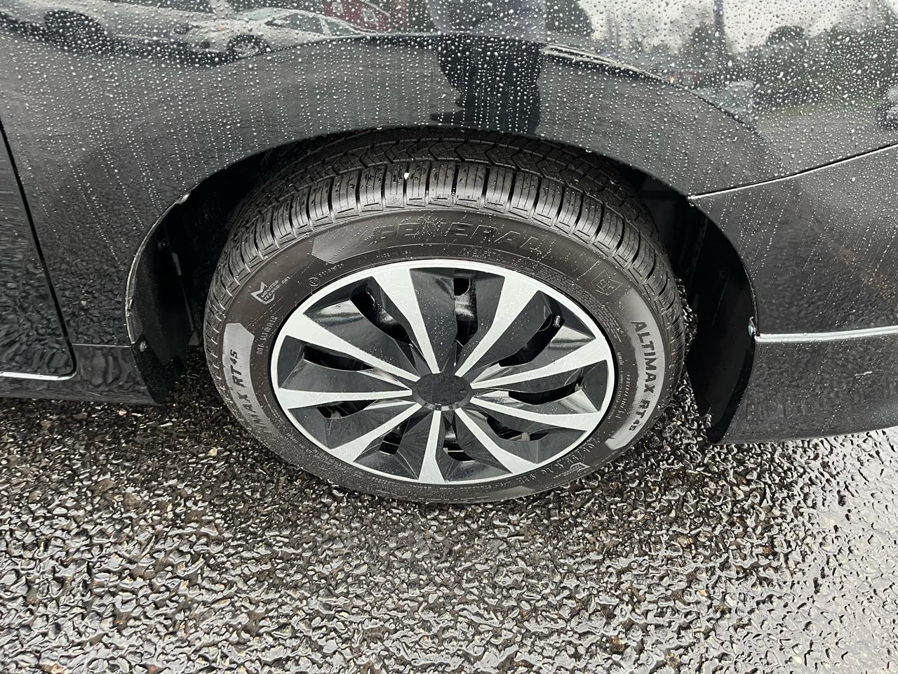 Toyota Matrix S AWD 4-Speed AT 2010