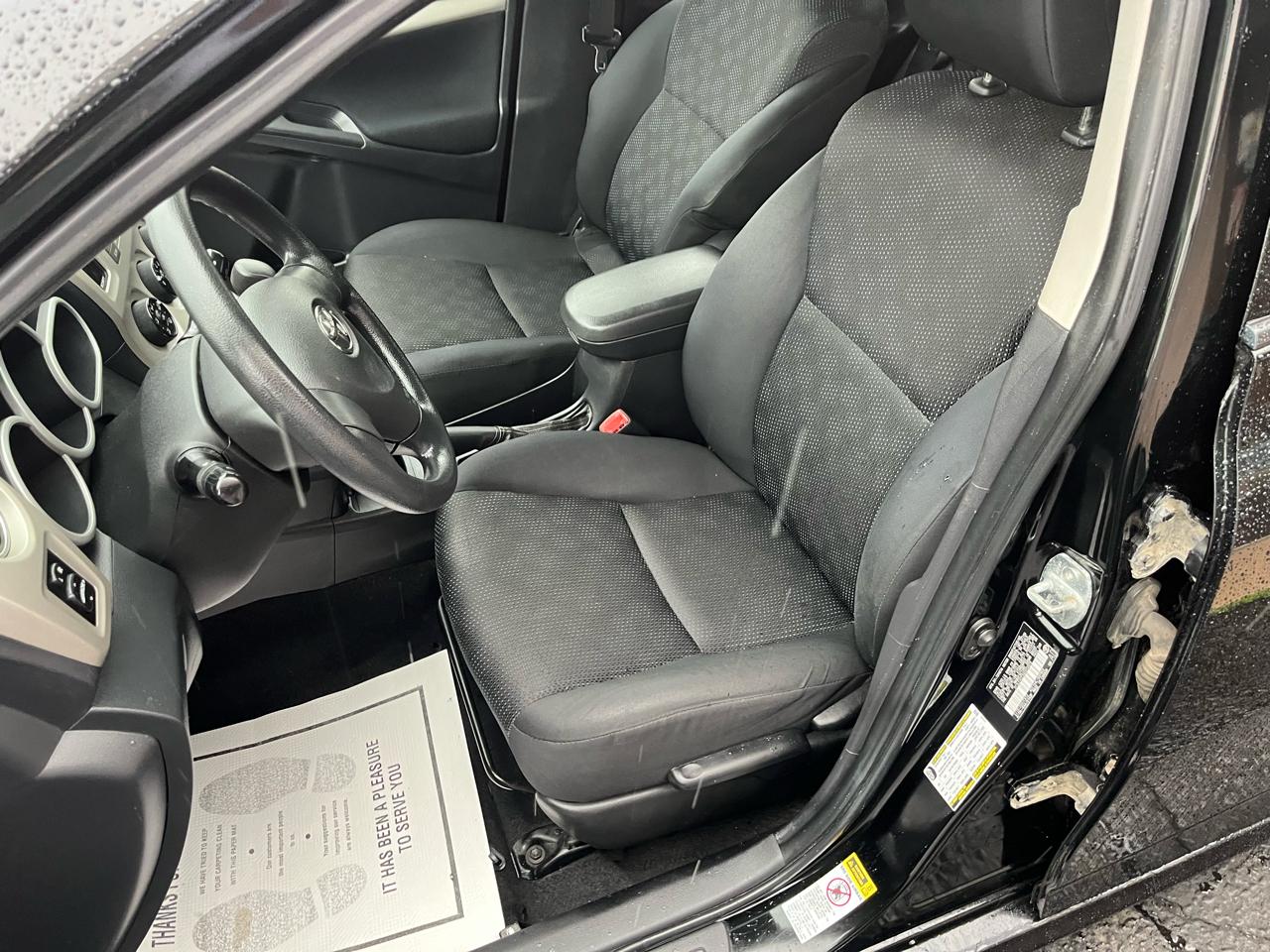 Toyota Matrix S AWD 4-Speed AT 2010