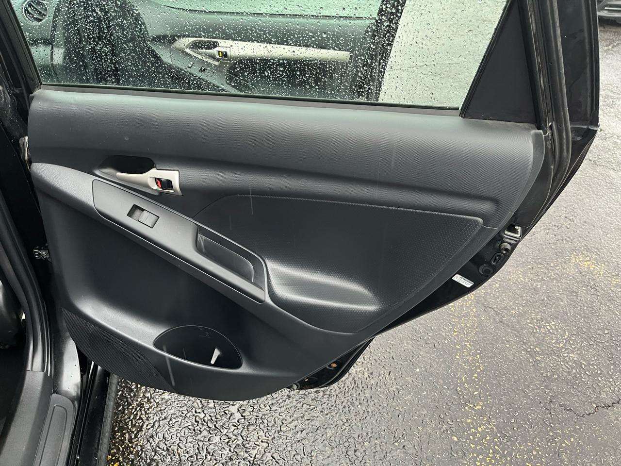 Toyota Matrix S AWD 4-Speed AT 2010