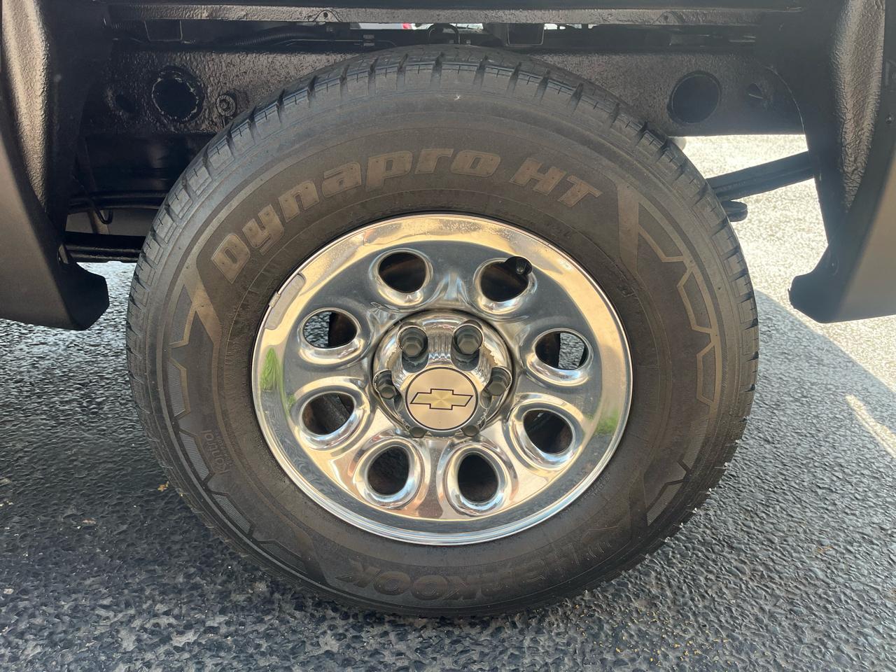 Chevrolet Silverado 1500 Reg Cab 133.0" WB 4WD LS 2011