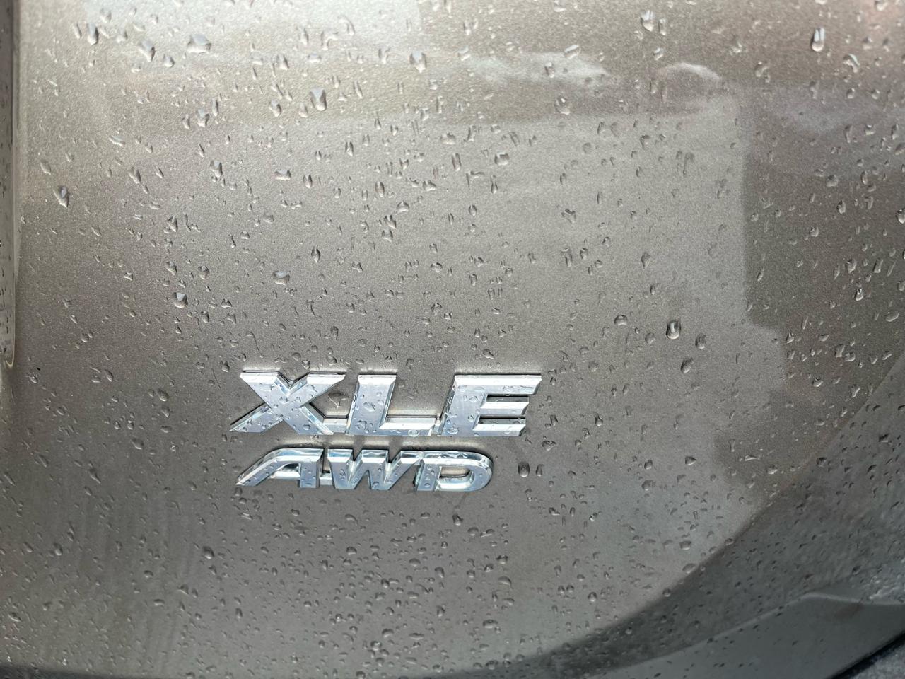 Toyota RAV4 XLE AWD 2013