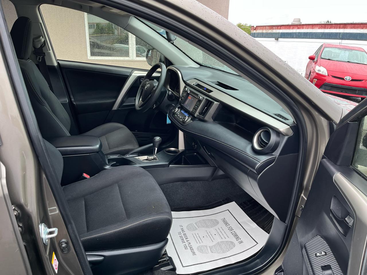 Toyota RAV4 XLE AWD 2013