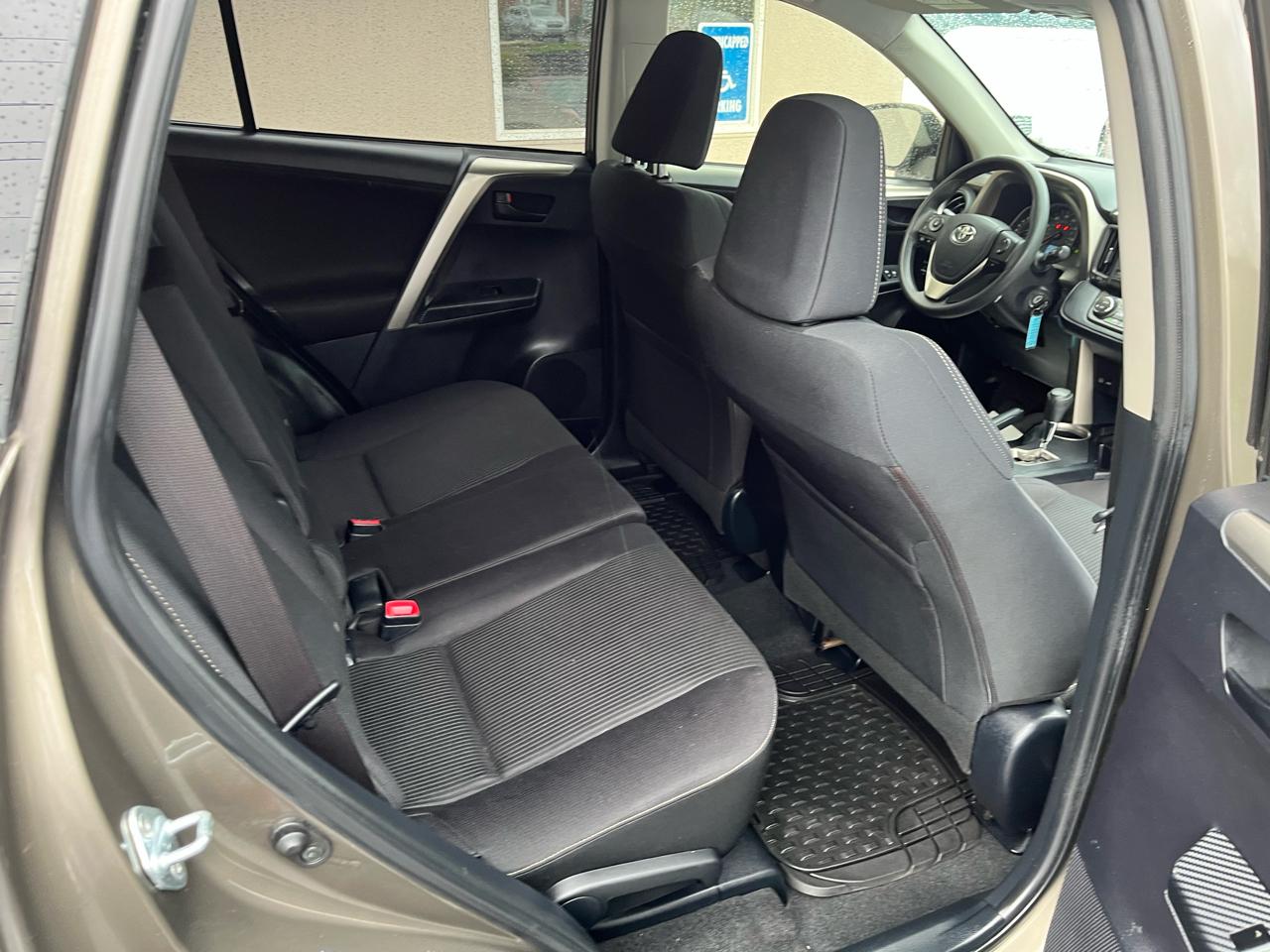 Toyota RAV4 XLE AWD 2013