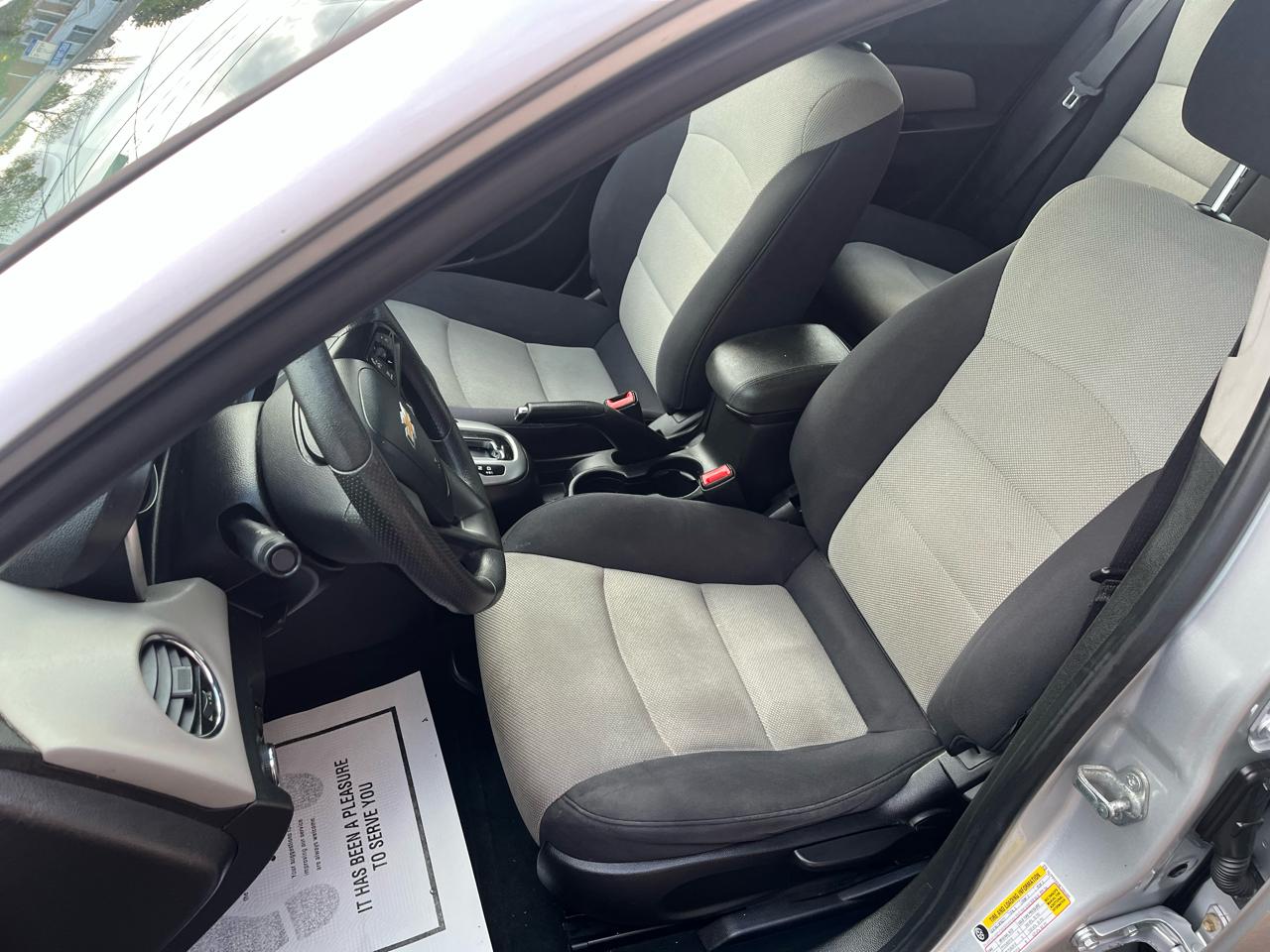 Chevrolet Cruze LS Auto 2014