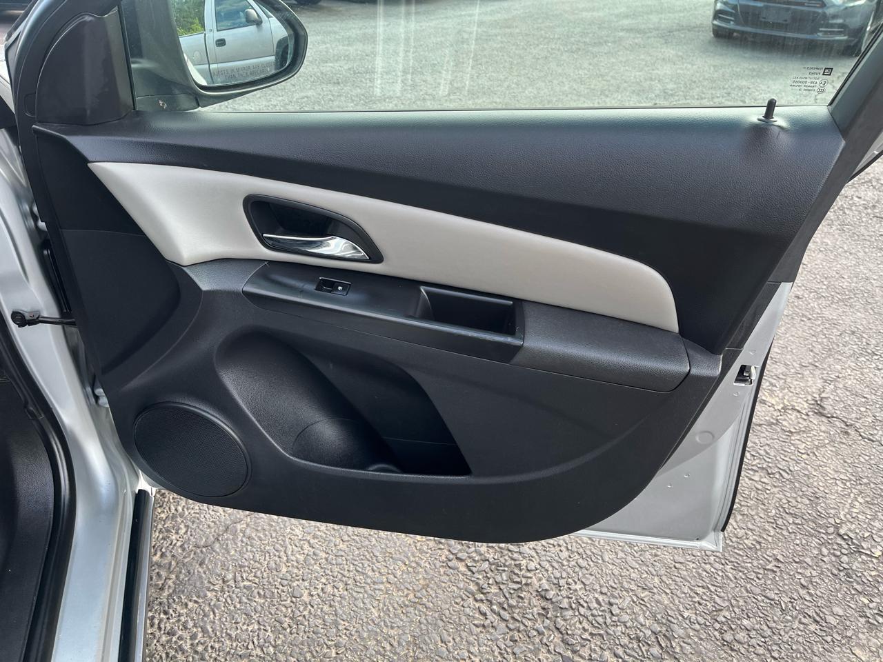 Chevrolet Cruze LS Auto 2014