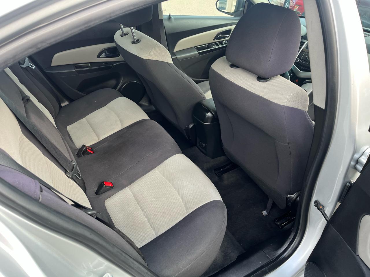 Chevrolet Cruze LS Auto 2014