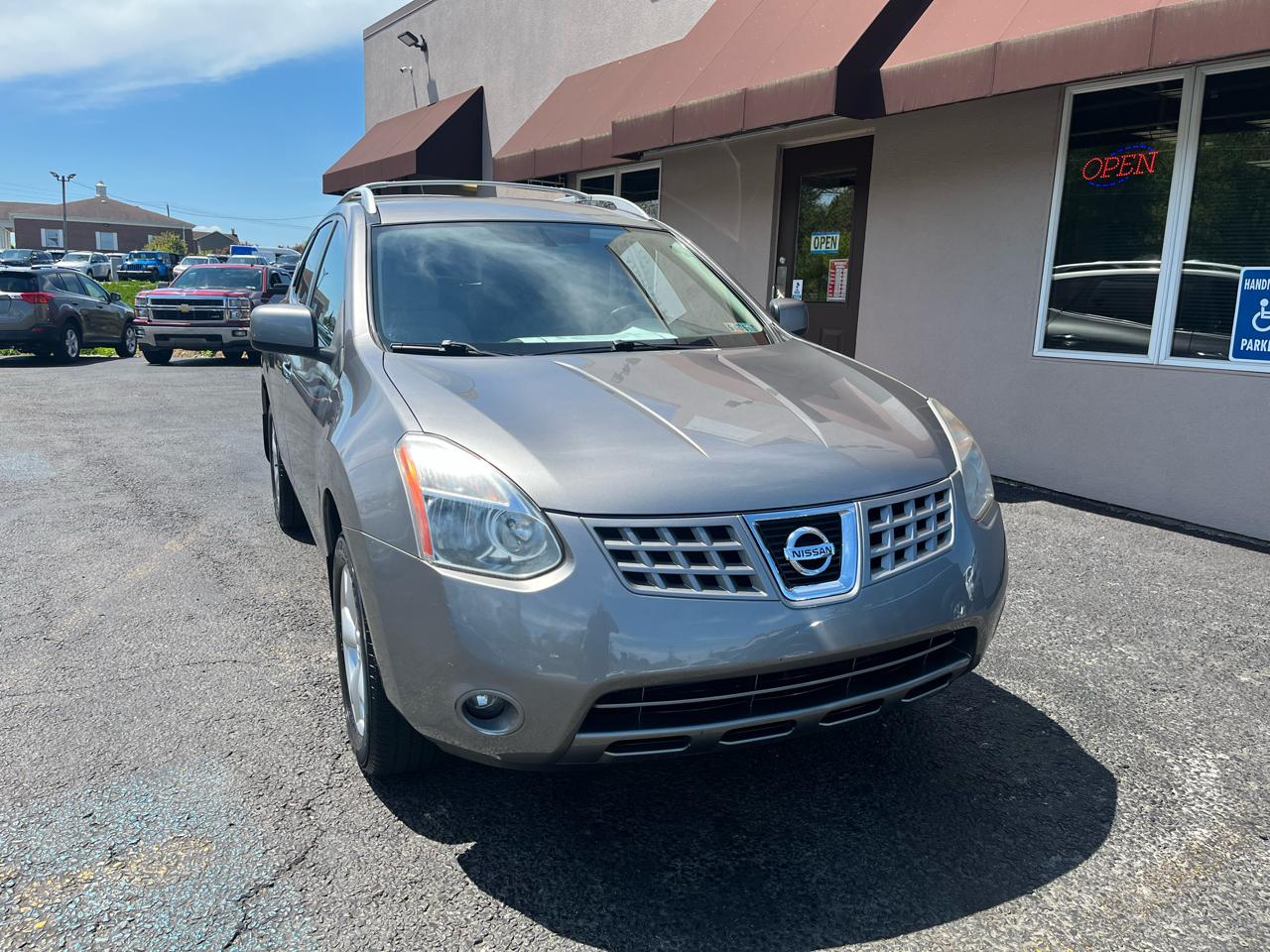 Nissan Rogue SL AWD 2010