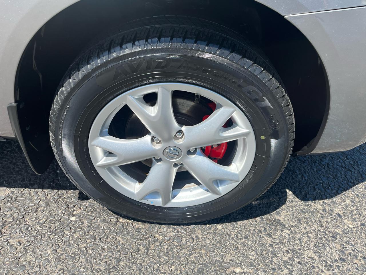 Nissan Rogue SL AWD 2010