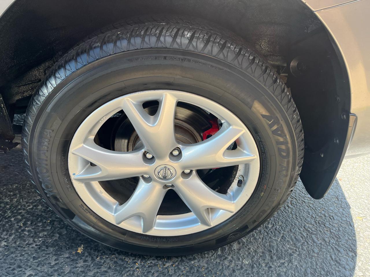 Nissan Rogue SL AWD 2010