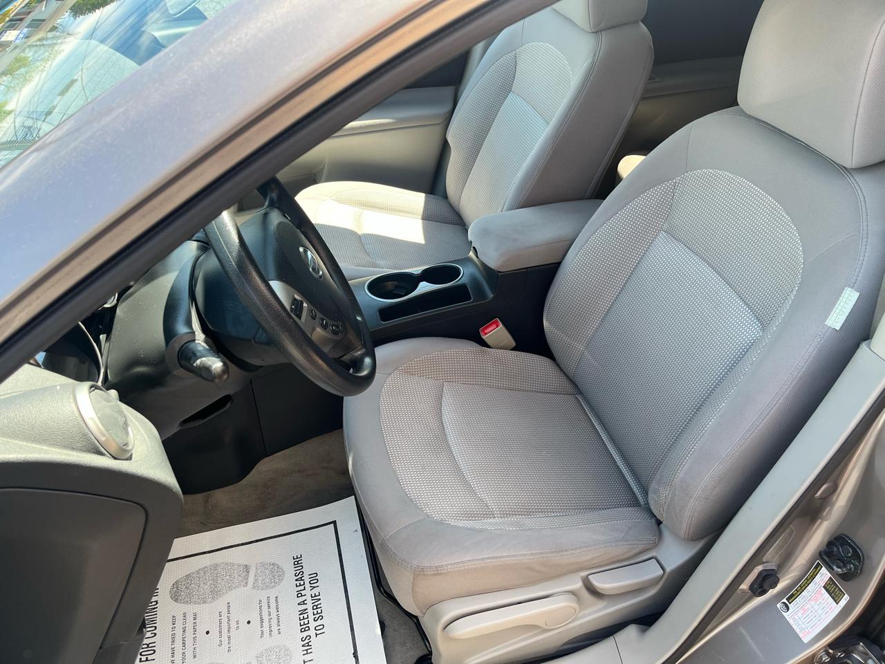 Nissan Rogue SL AWD 2010