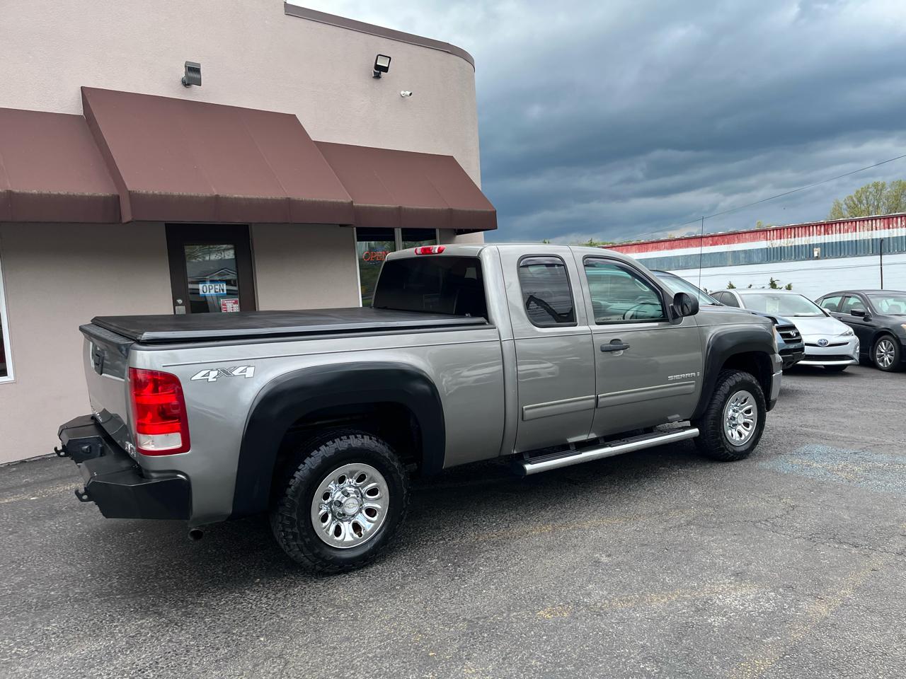 GMC Sierra 1500 SLE1 Ext. Cab Std. Box 4WD 2009