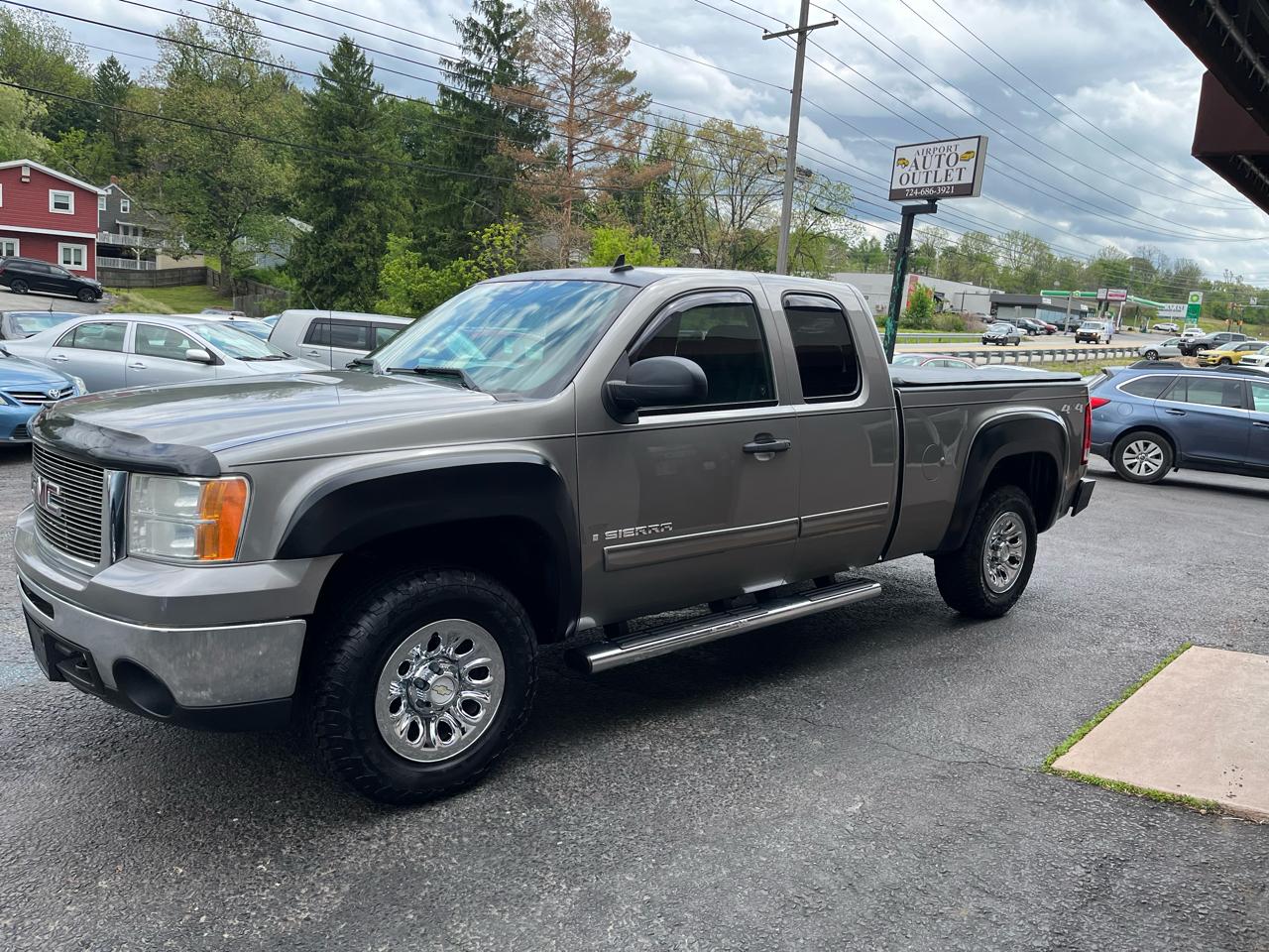 GMC Sierra 1500 SLE1 Ext. Cab Std. Box 4WD 2009