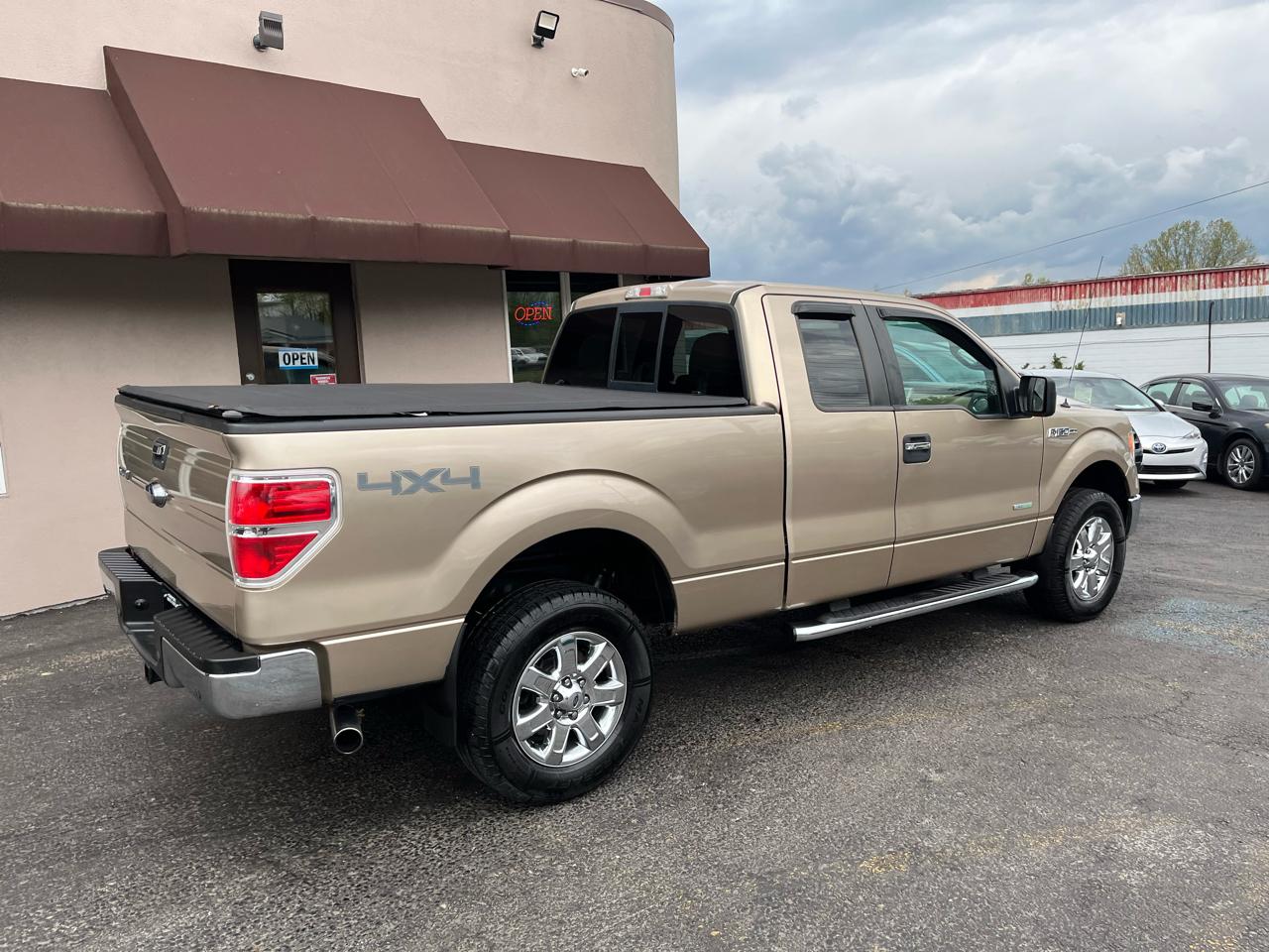Ford F-150 XLT SuperCab 6.5-ft. Bed 4WD 2014