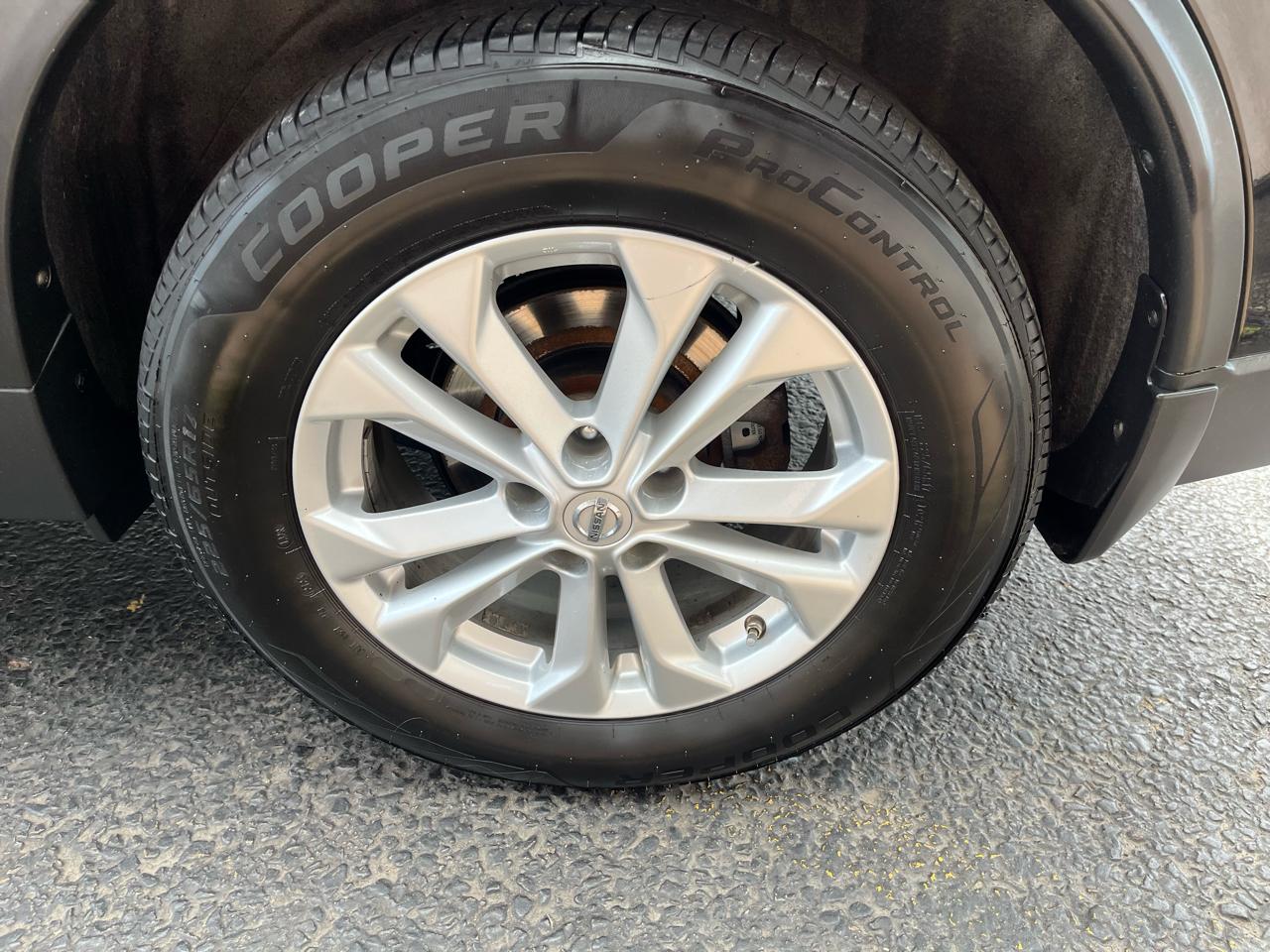 Nissan Rogue SV AWD 2015