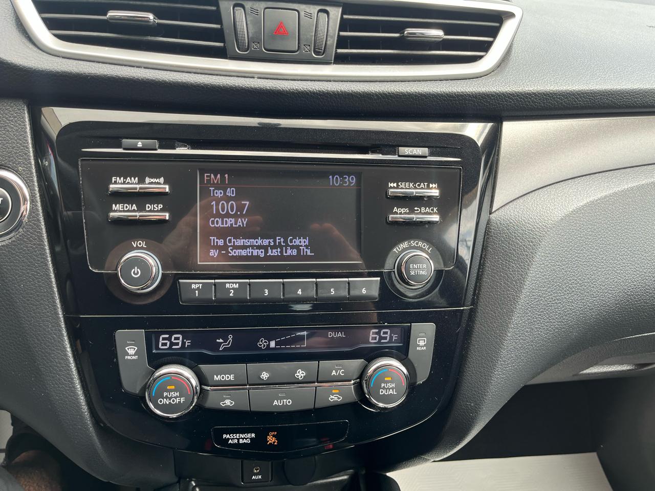 Nissan Rogue SV AWD 2015