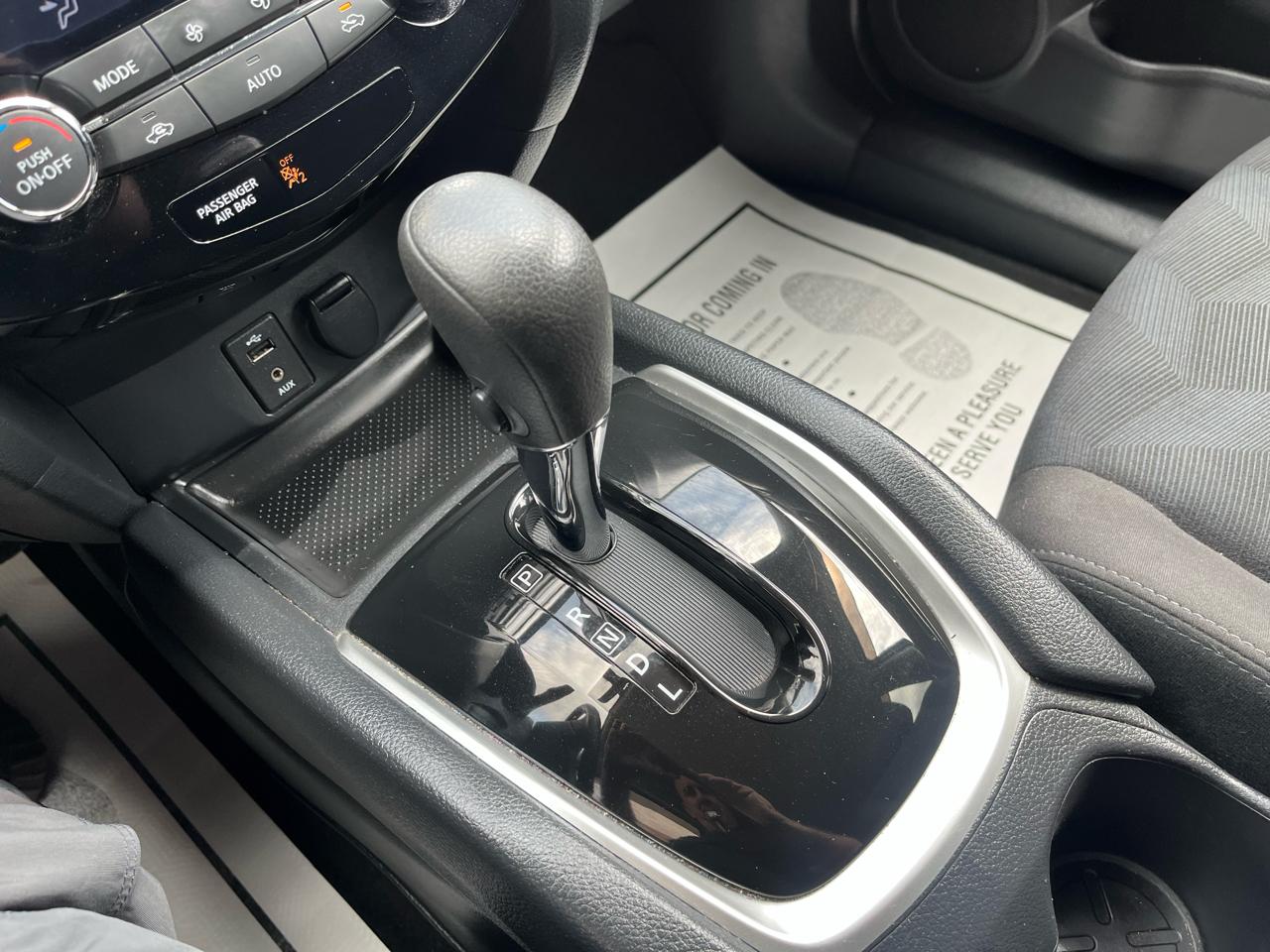 Nissan Rogue SV AWD 2015
