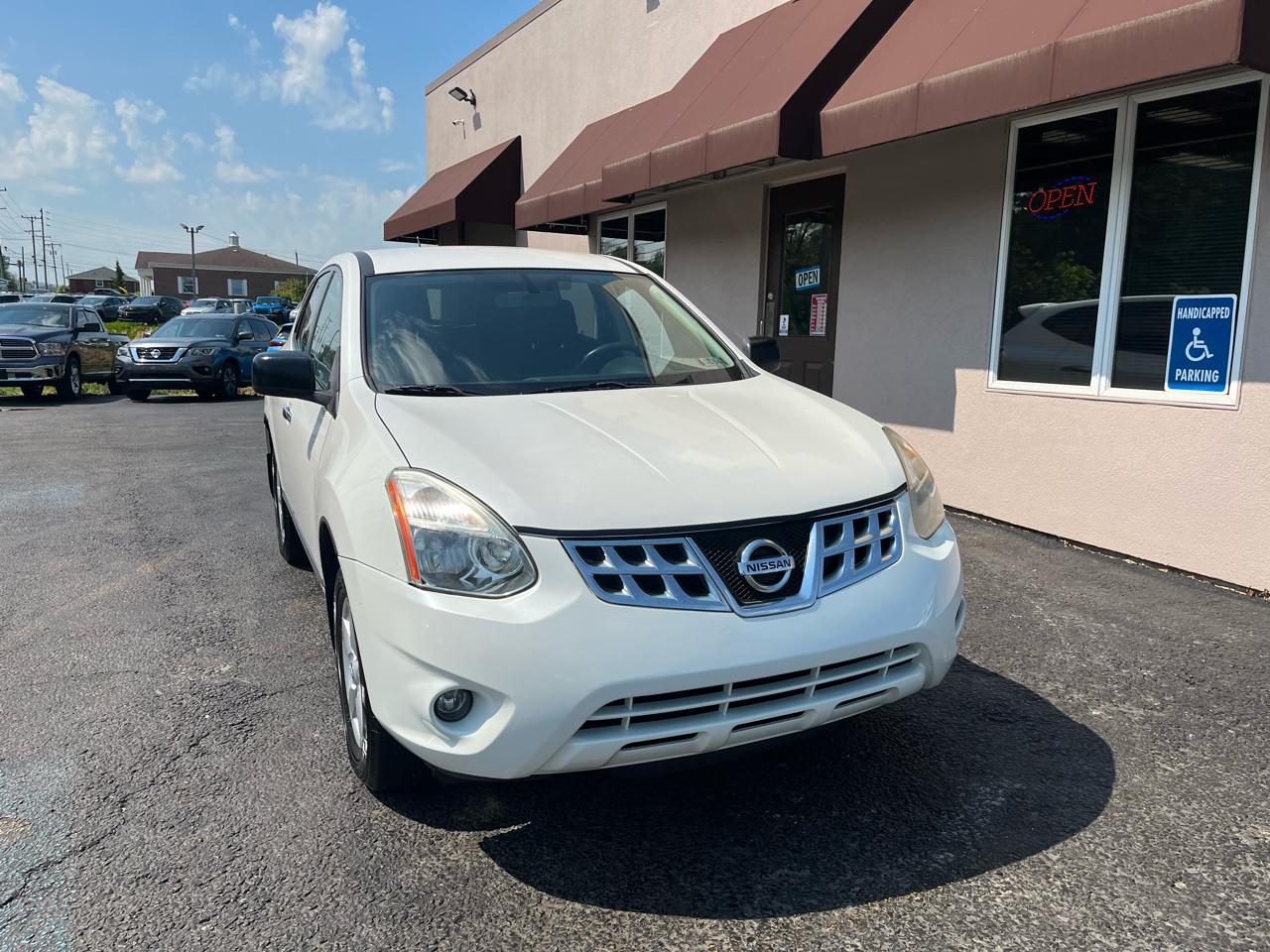 Nissan Rogue  2012